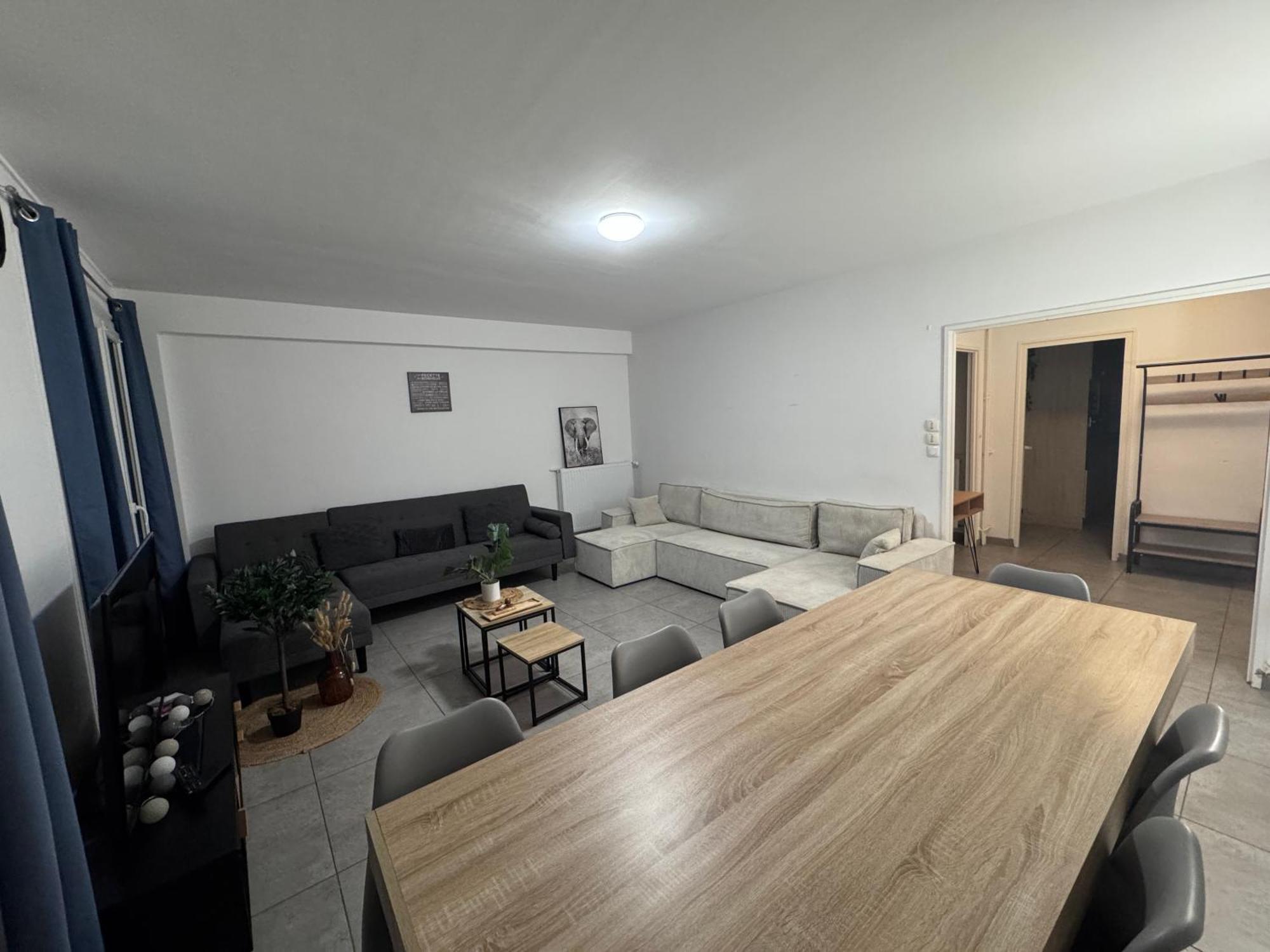Le Spacieux - Circuit - Parking - 8 Personnes - Reve Au Mans Appartement Le Mans Buitenkant foto